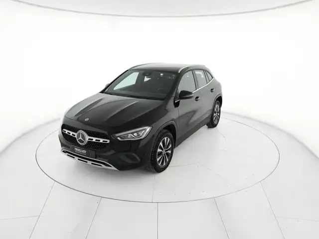 Mercedes-Benz GLA 180 180 d sport auto