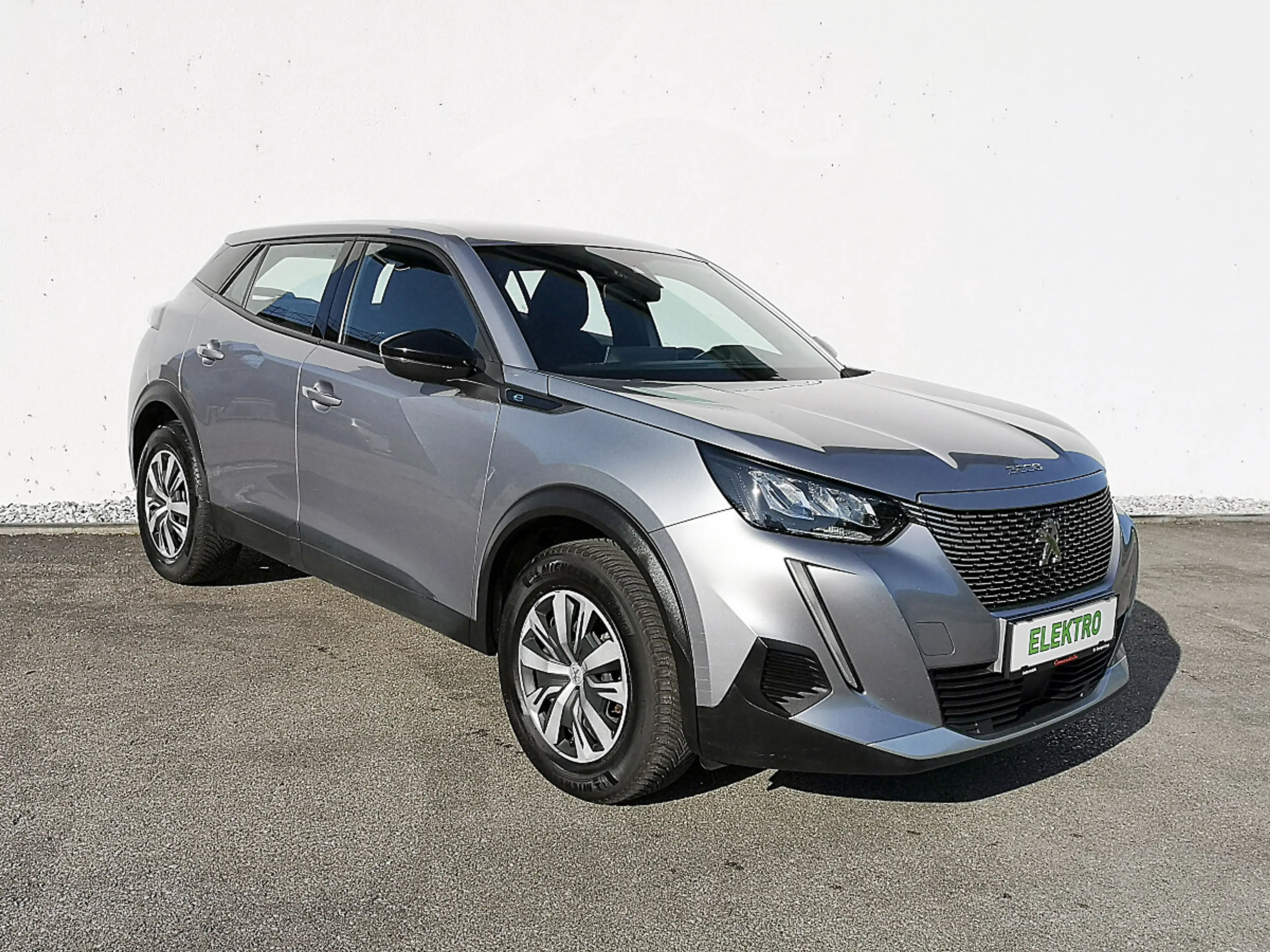 Peugeot e-2008 50kWh Active Pack — photo 5