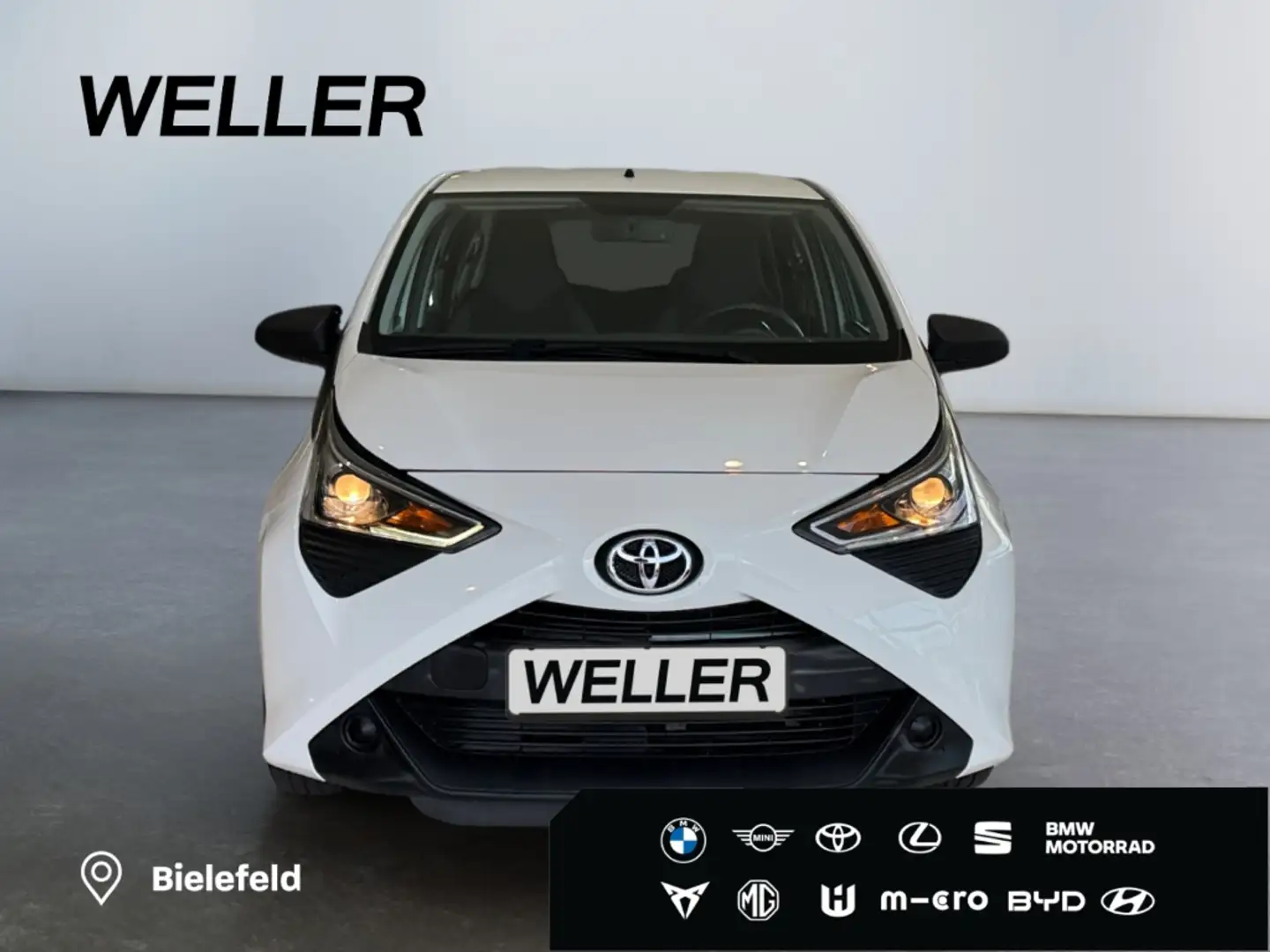 Toyota Aygo x *Klimaanlage*Bordcomputer*8-Fach bereift Weiß - 2