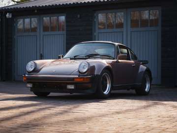 930 3.0 Turbo - Kupferbraun Metallic