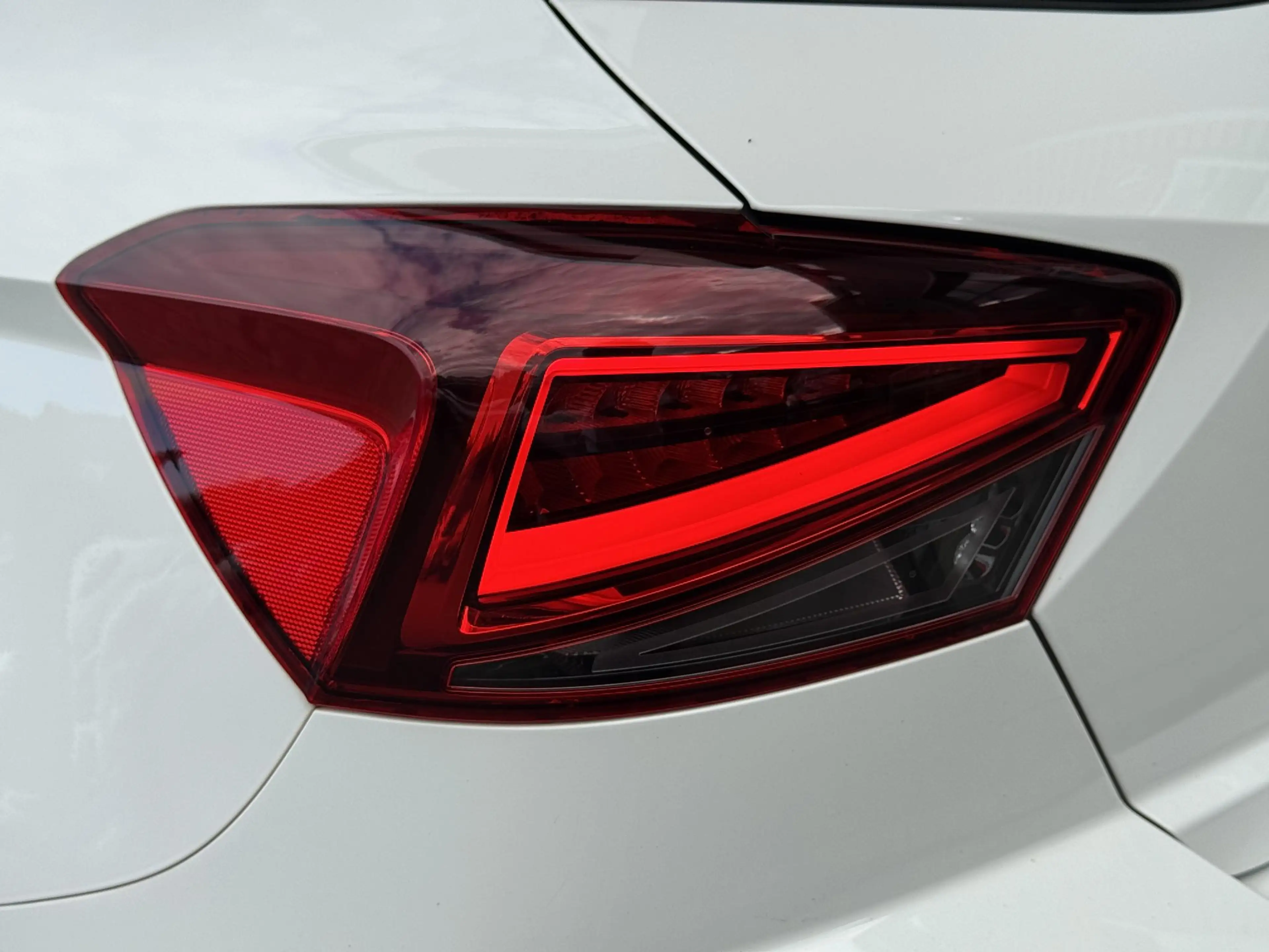 SEAT Ibiza 1.0 TSI Style LED | Cruise | PDC — photo 12