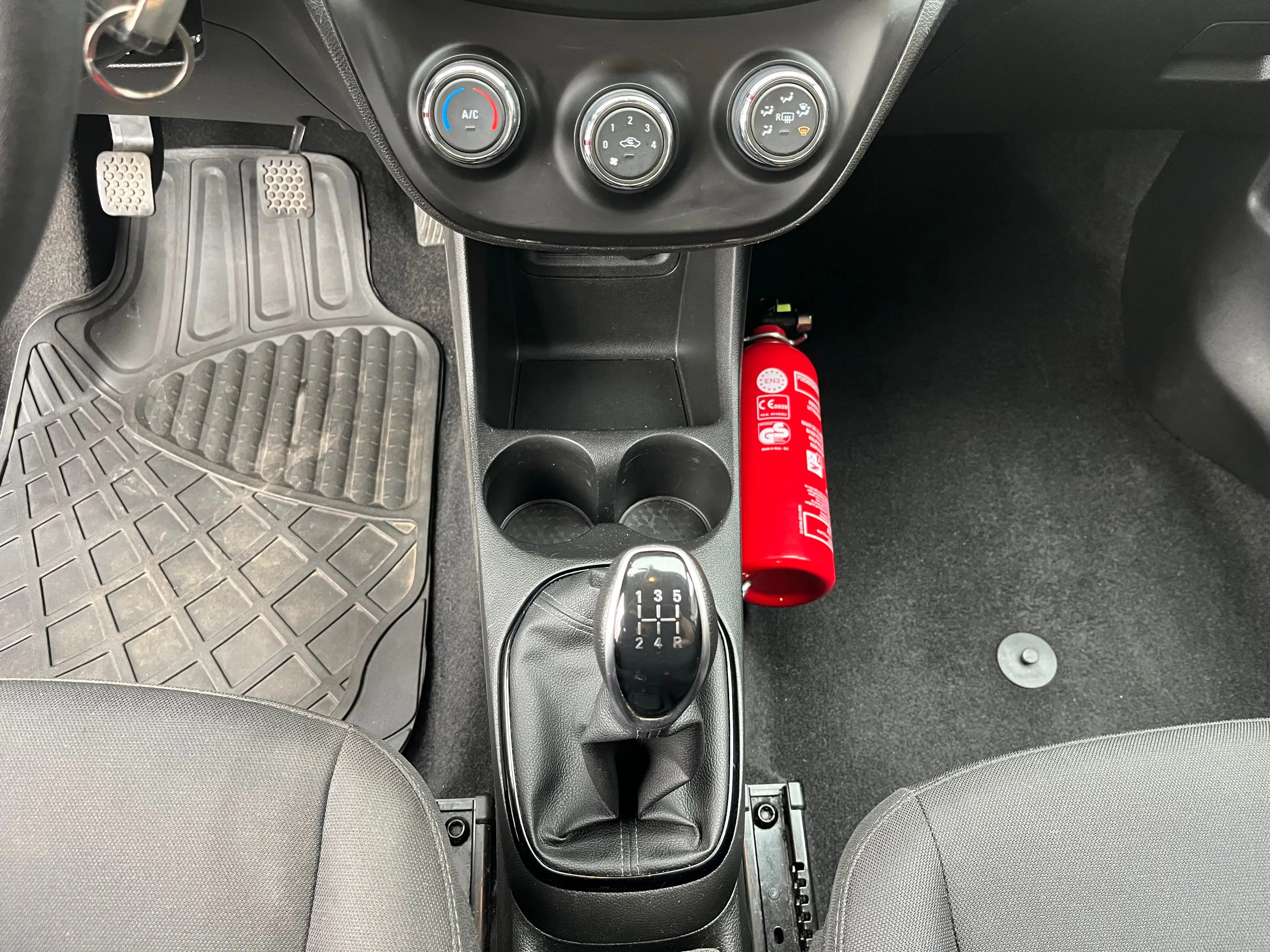 Opel Karl Karl 1.0i ecoFLEX Enjoy Start/Stop — photo 15