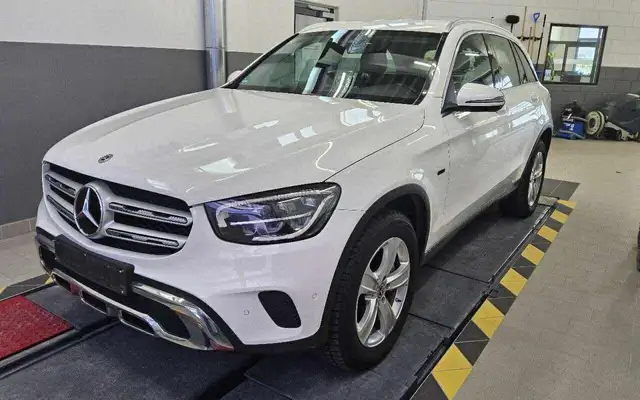 Mercedes-Benz GLC 300 de 4Matic 1. Hand AHK ACC LED