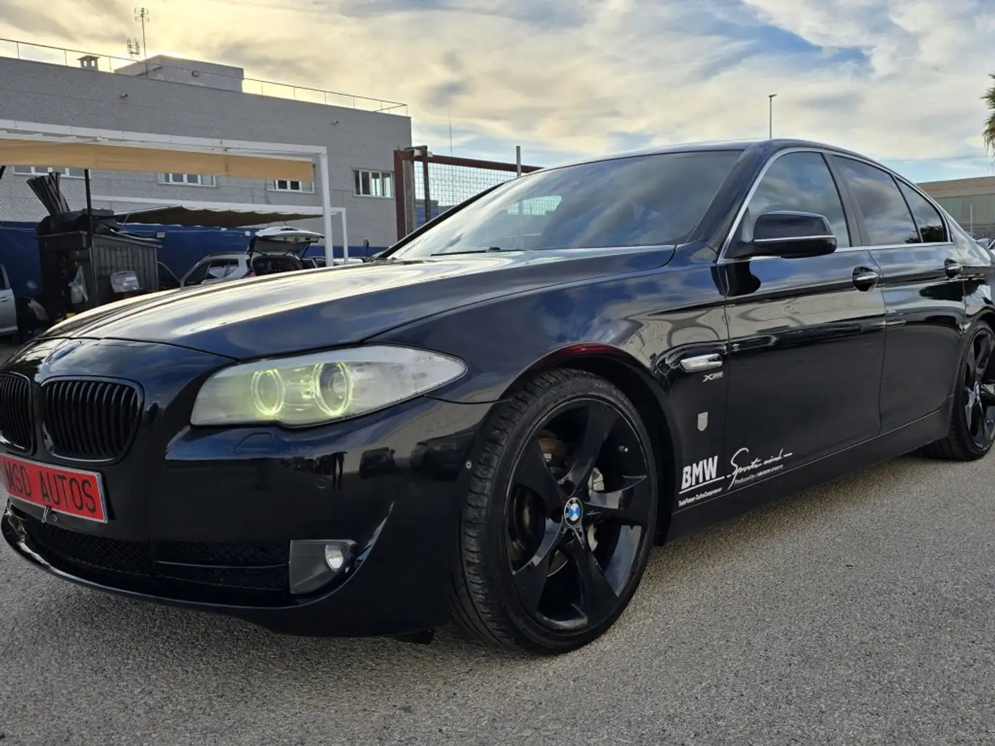 BMW 525 525dA xDrive Negro - 1