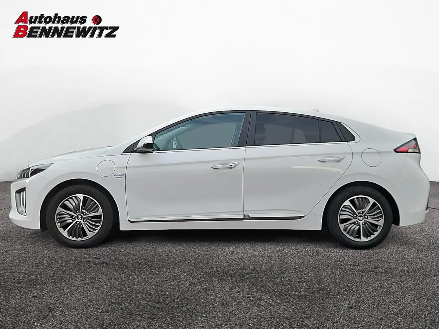 Hyundai IONIQ Ioniq 1,6 GDi Plug-In PHEV Level 5 DCT Aut. Weiß - 2