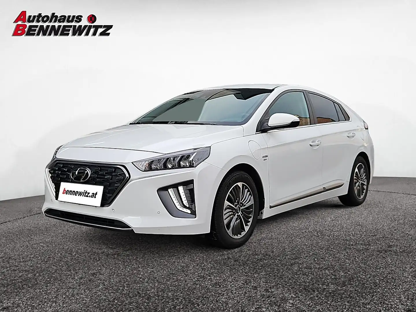 Hyundai IONIQ Ioniq 1,6 GDi Plug-In PHEV Level 5 DCT Aut. Weiß - 1