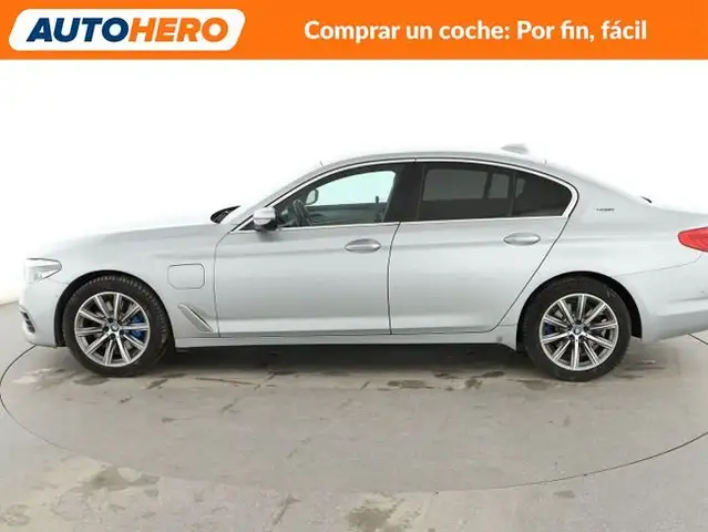 BMW 5 Series view 3