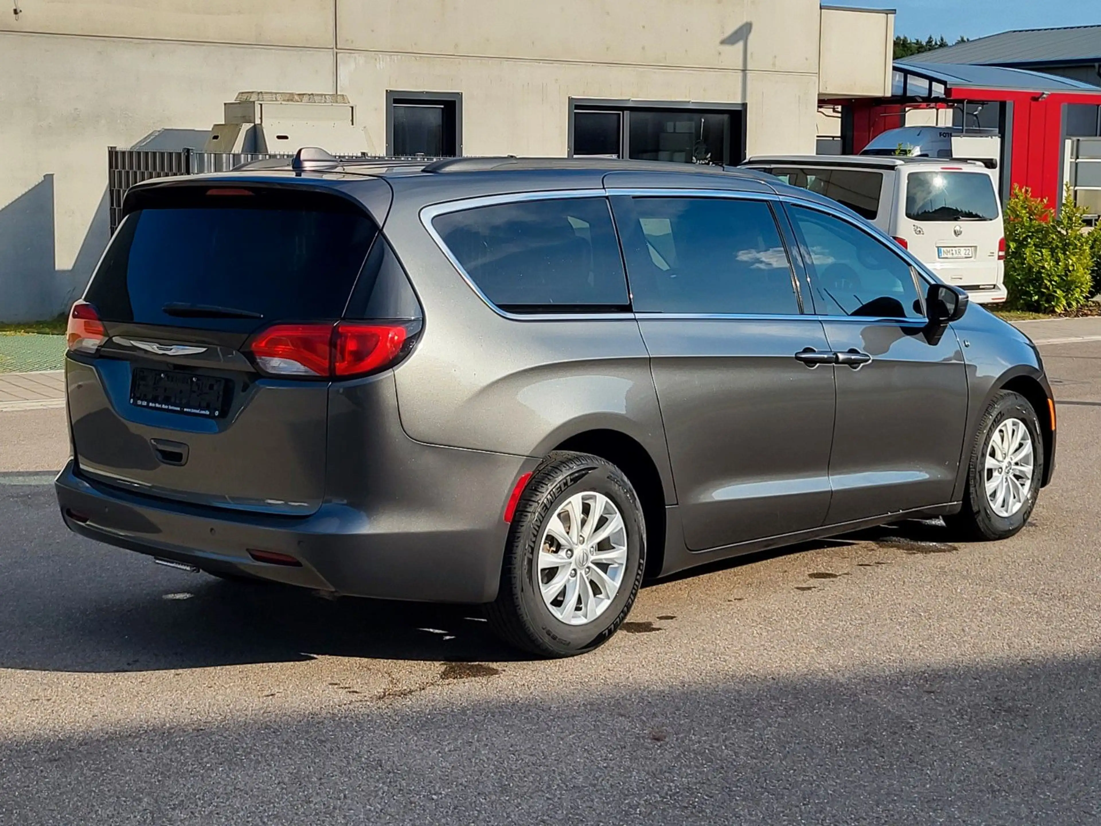 Chrysler Pacifica 3.6 V6/7-Sitze/NAVI/el.Türe/LEDER — photo 7