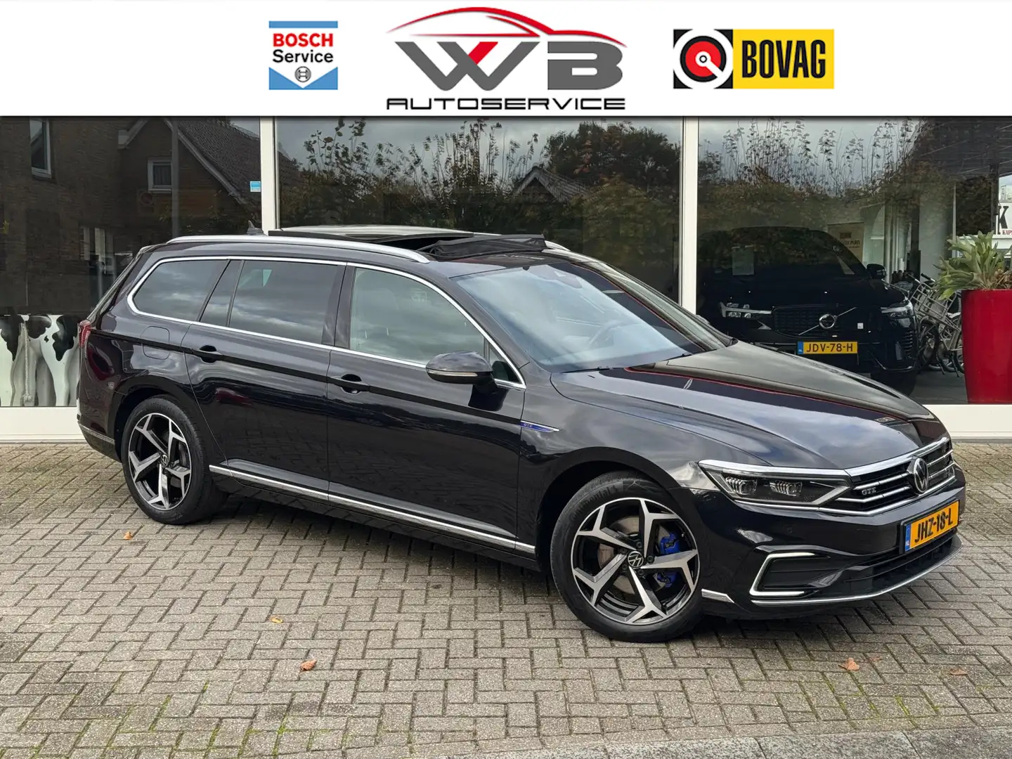 Volkswagen Passat Variant 1.4 TSI PHEV GTE Virtual I Pano I Carplay I Camera Zwart - 1