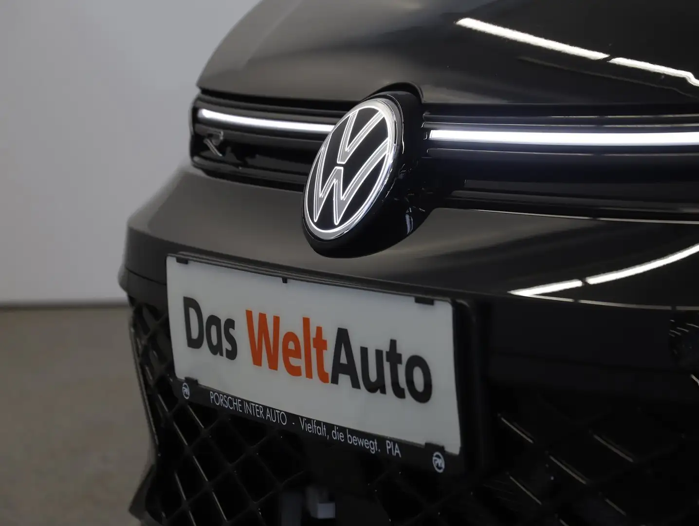 Volkswagen Golf Sport mHEV TSI DSG Schwarz - 2