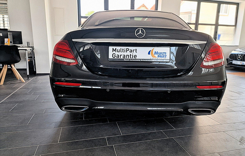 Mercedes-Benz E 350 d AMG/Burmester/Pano/Night/360Kamera/20Zoll — photo 4