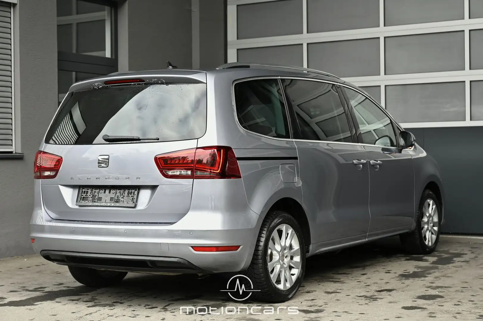 SEAT Alhambra 1.4 TSI Executive DSG Pickerl NEU Silber - 2