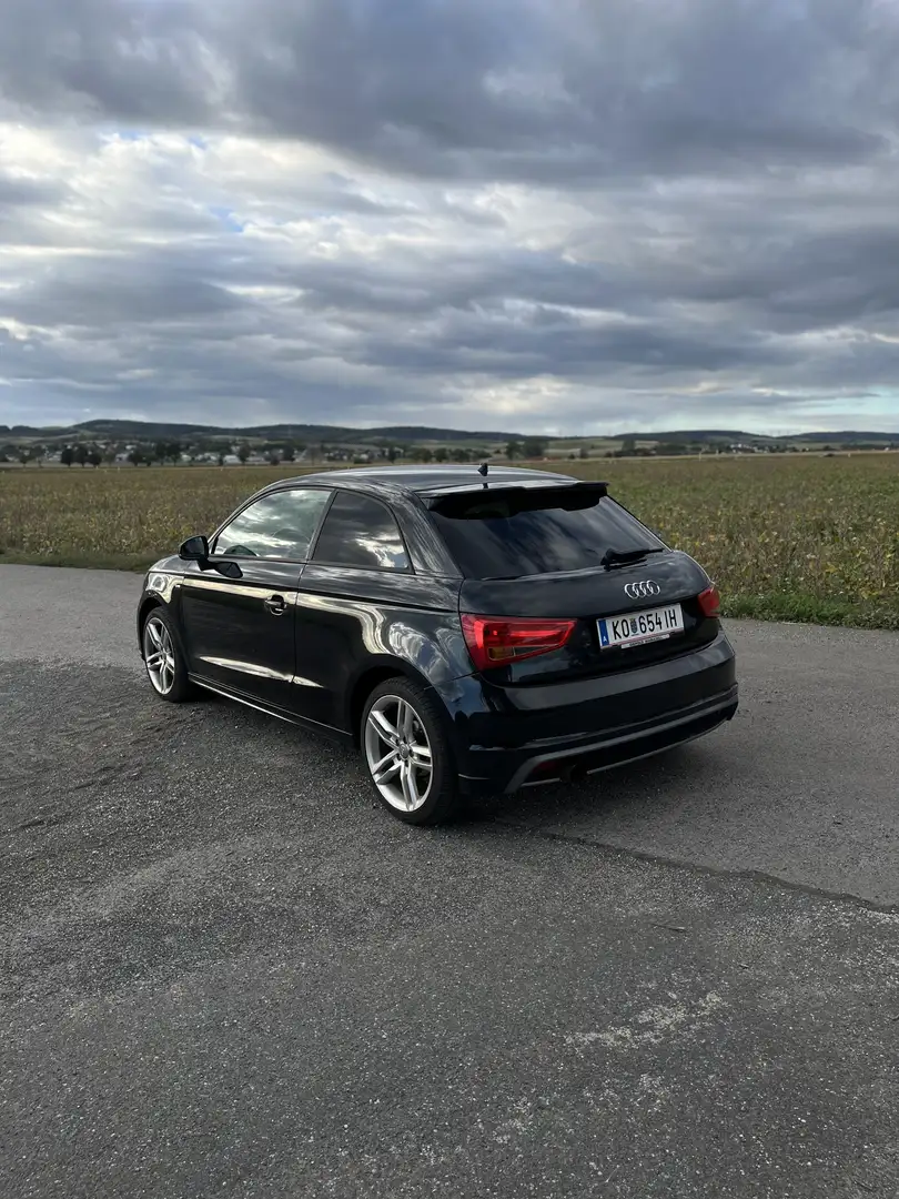 Audi A1 1,6 TDI Attraction - 1