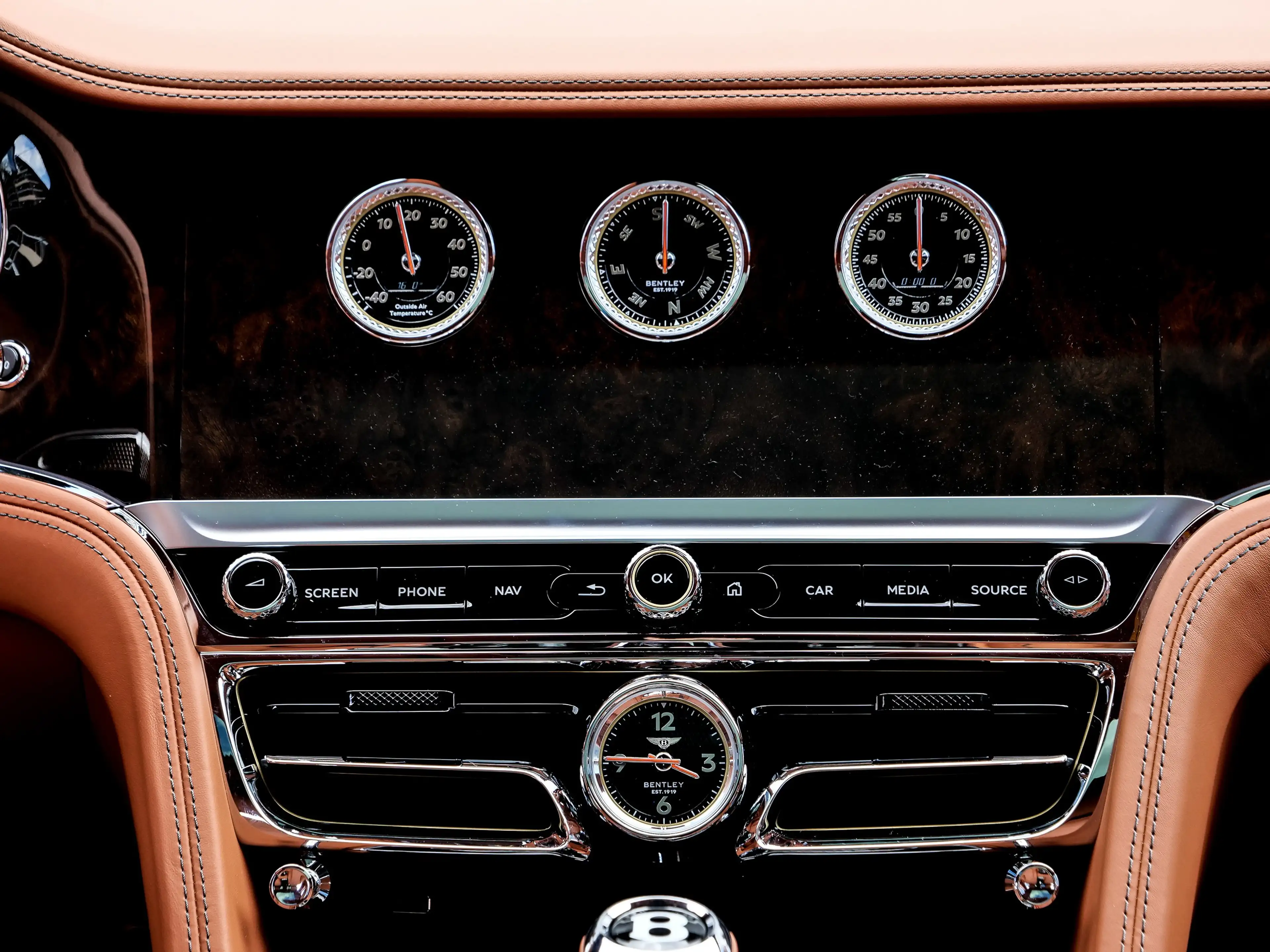 Bentley Flying Spur Azure Verdant — photo 14