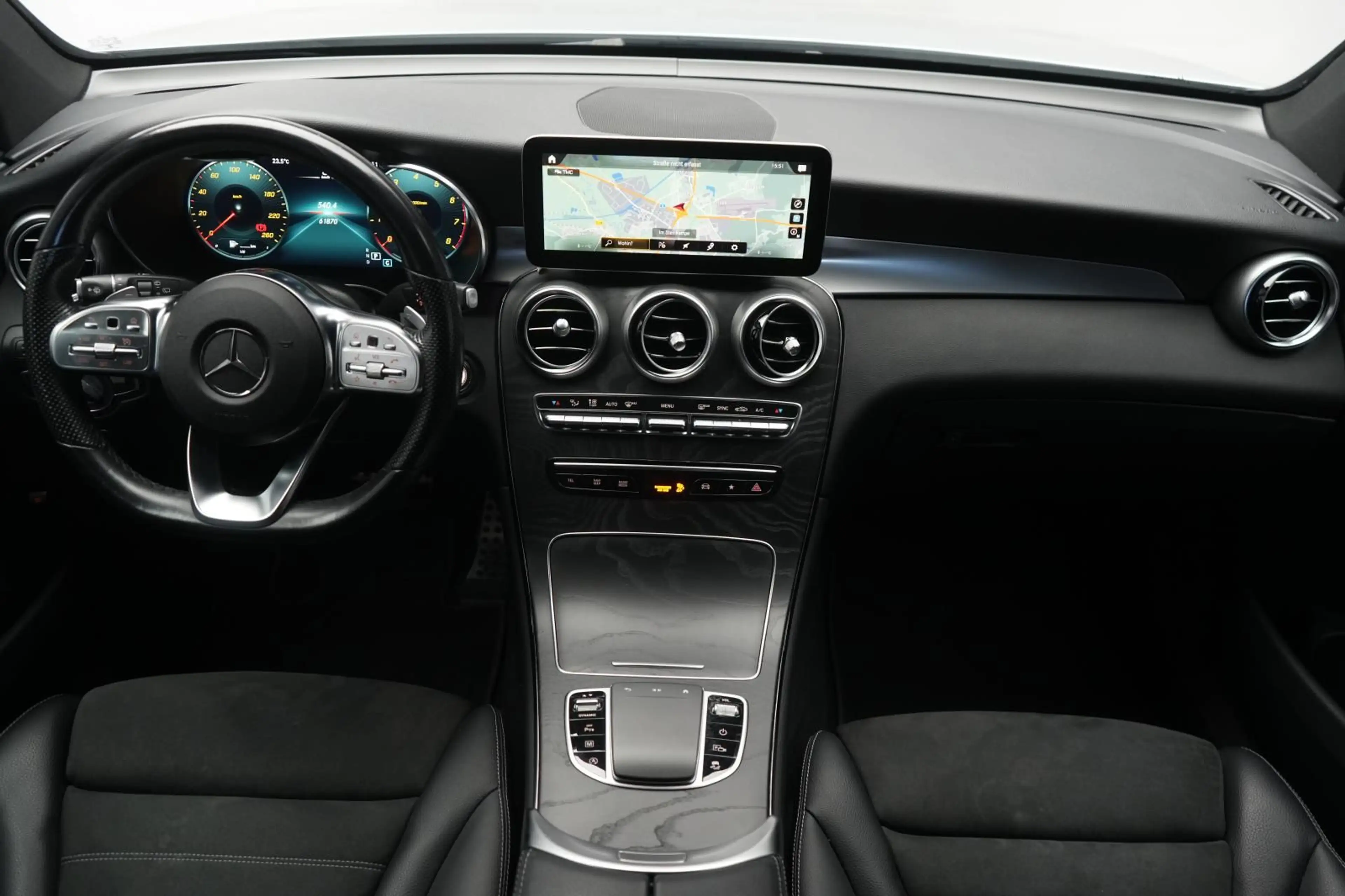 Mercedes-Benz GLC 200 4Matic 9G-Tronic AMG Temp/Kamera/Virtual — photo 11