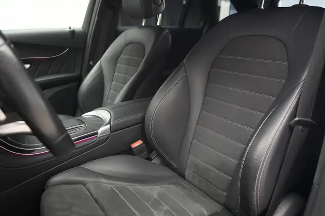 Mercedes-Benz GLC view 9