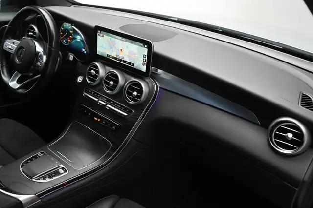 Mercedes-Benz GLC view 7