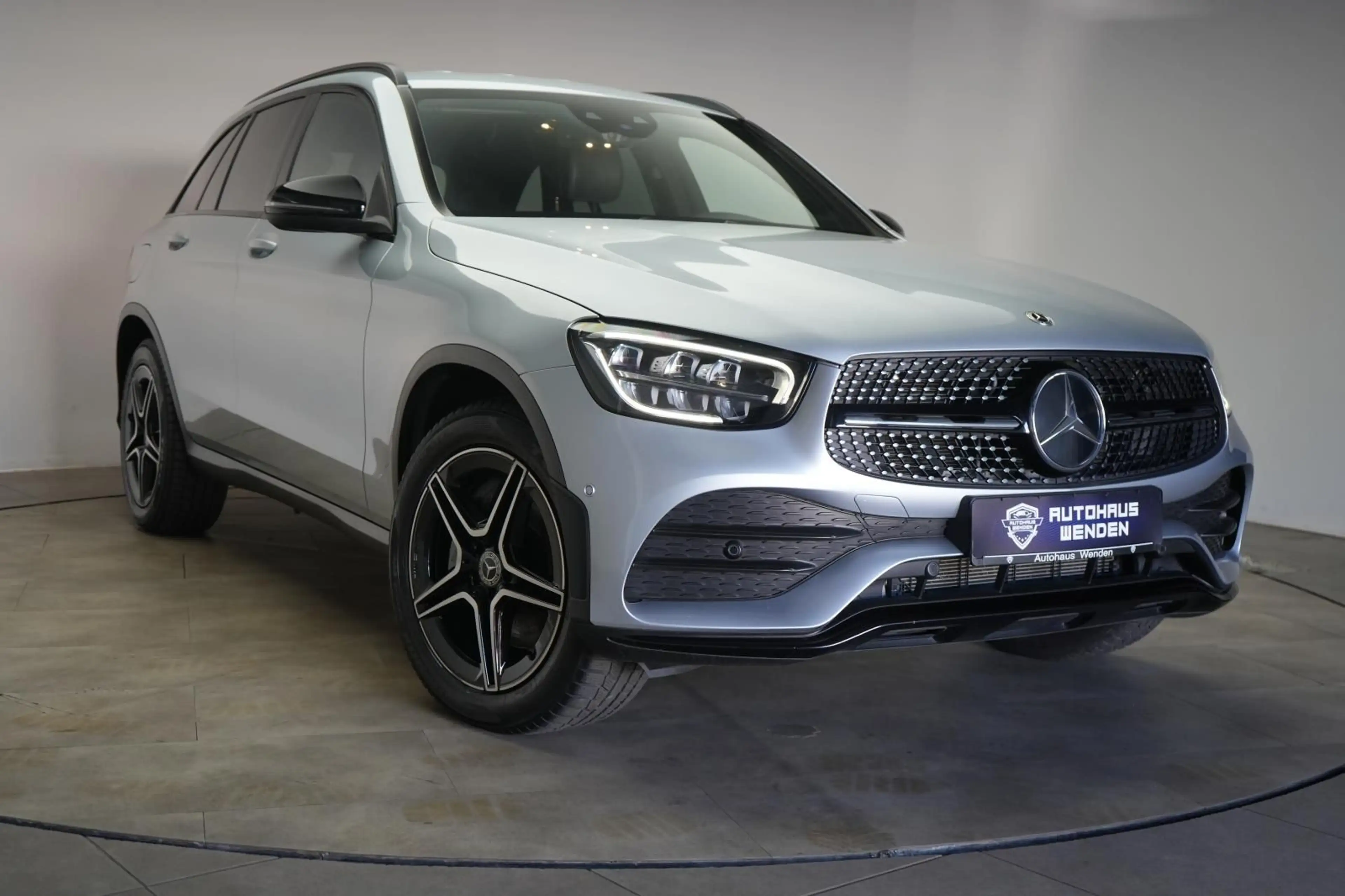 Mercedes-Benz GLC 200 4Matic 9G-Tronic AMG Temp/Kamera/Virtual