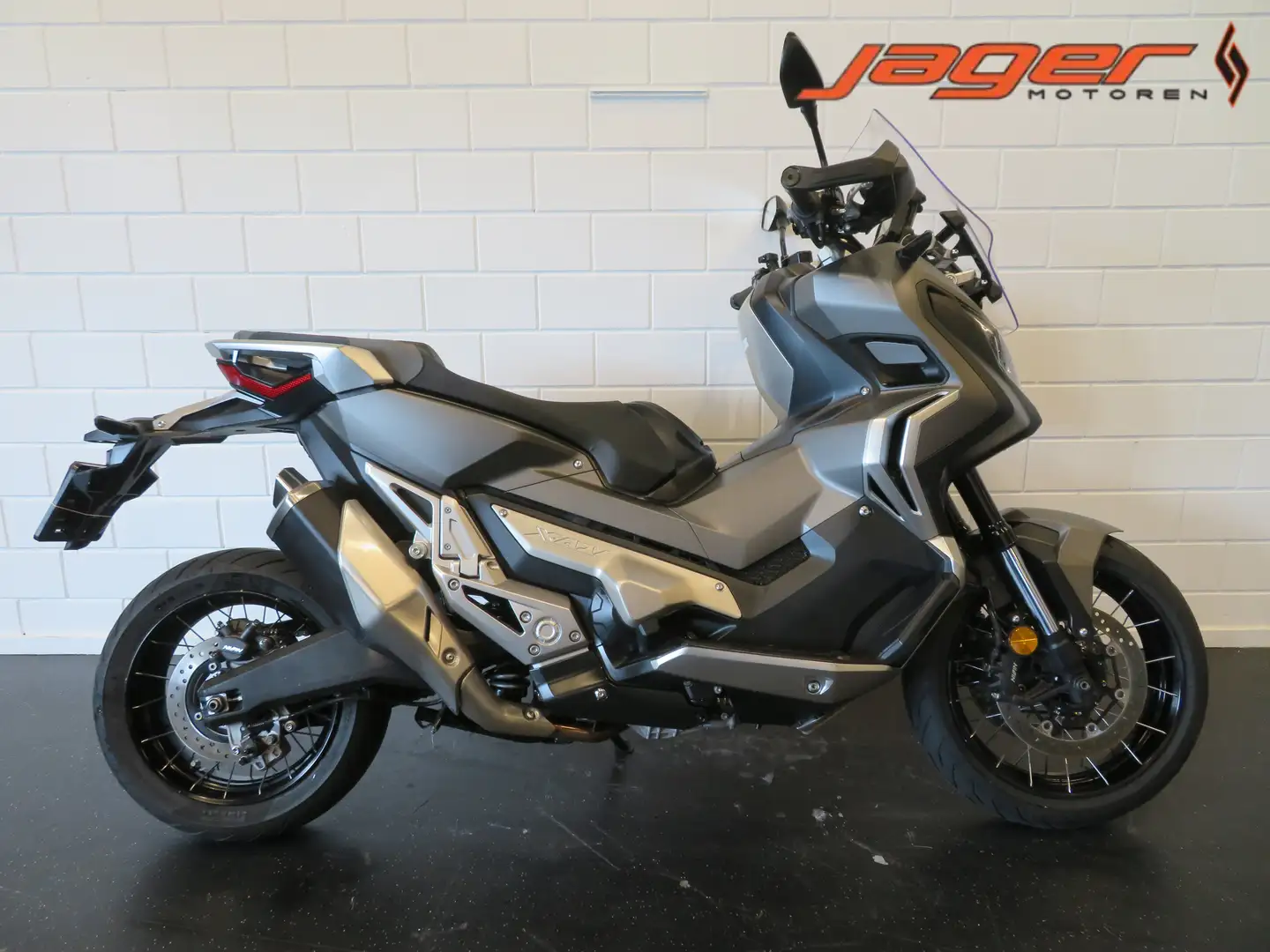 Honda X-ADV 750 ABS DCT NIEUWSTAAT!! Argintiu - 1
