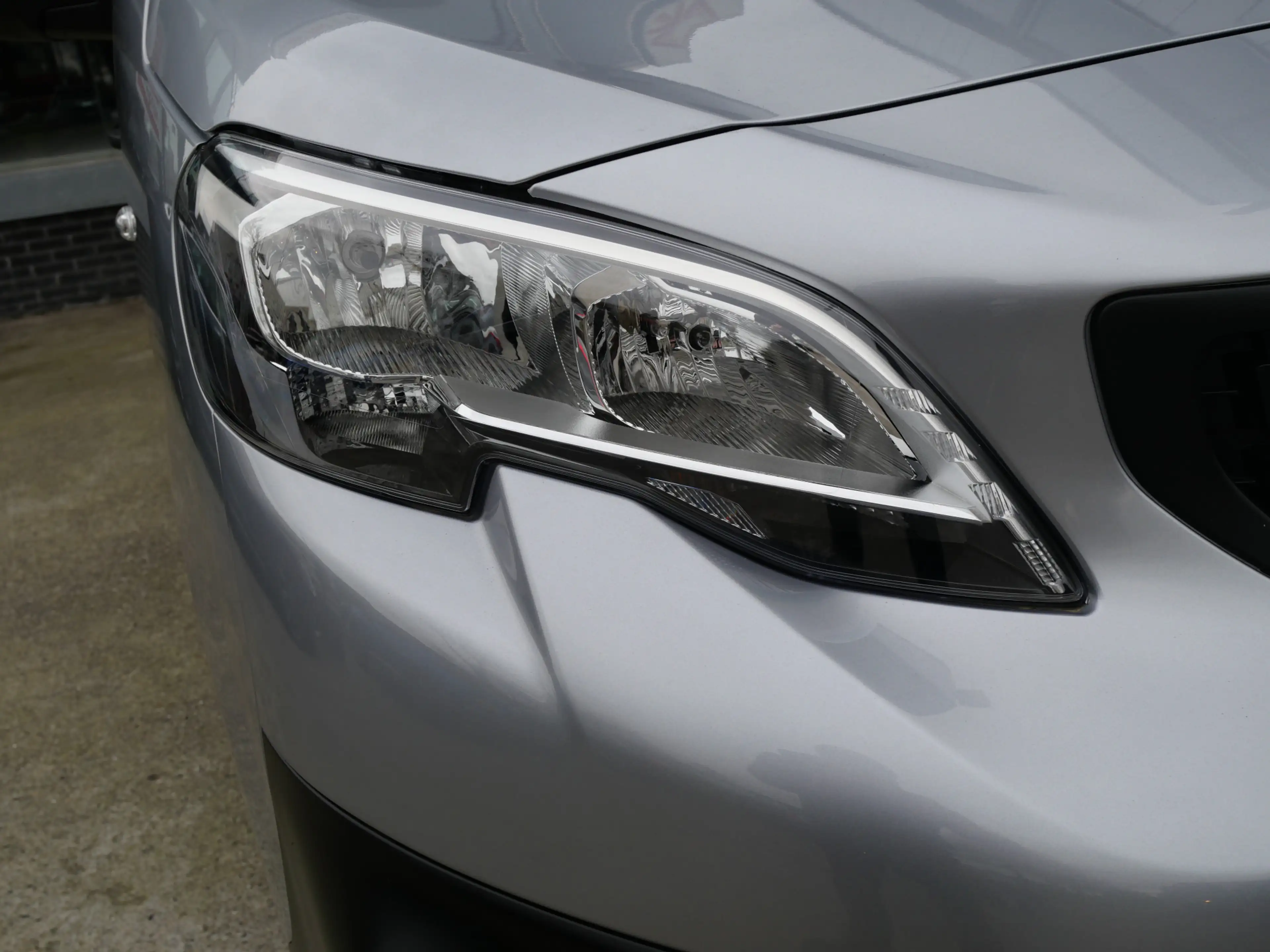 Peugeot e-Expert PREMIUM 75 kWh | LANG | CARPLAY | CRUISE | AIRCO | — photo 2