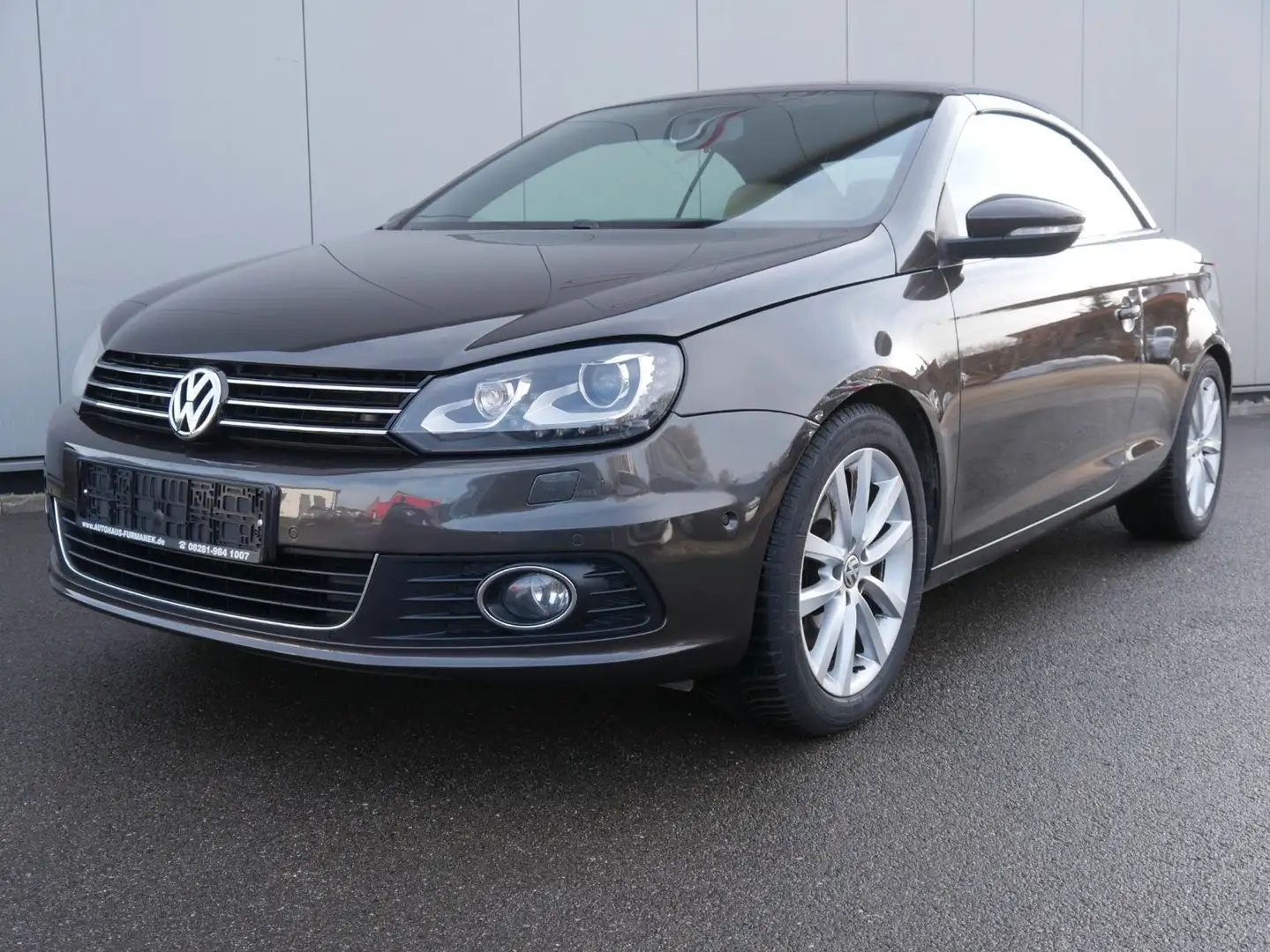 Volkswagen Eos 2.0 TDI NAVI/BI-XENON/PDC Brun - 1