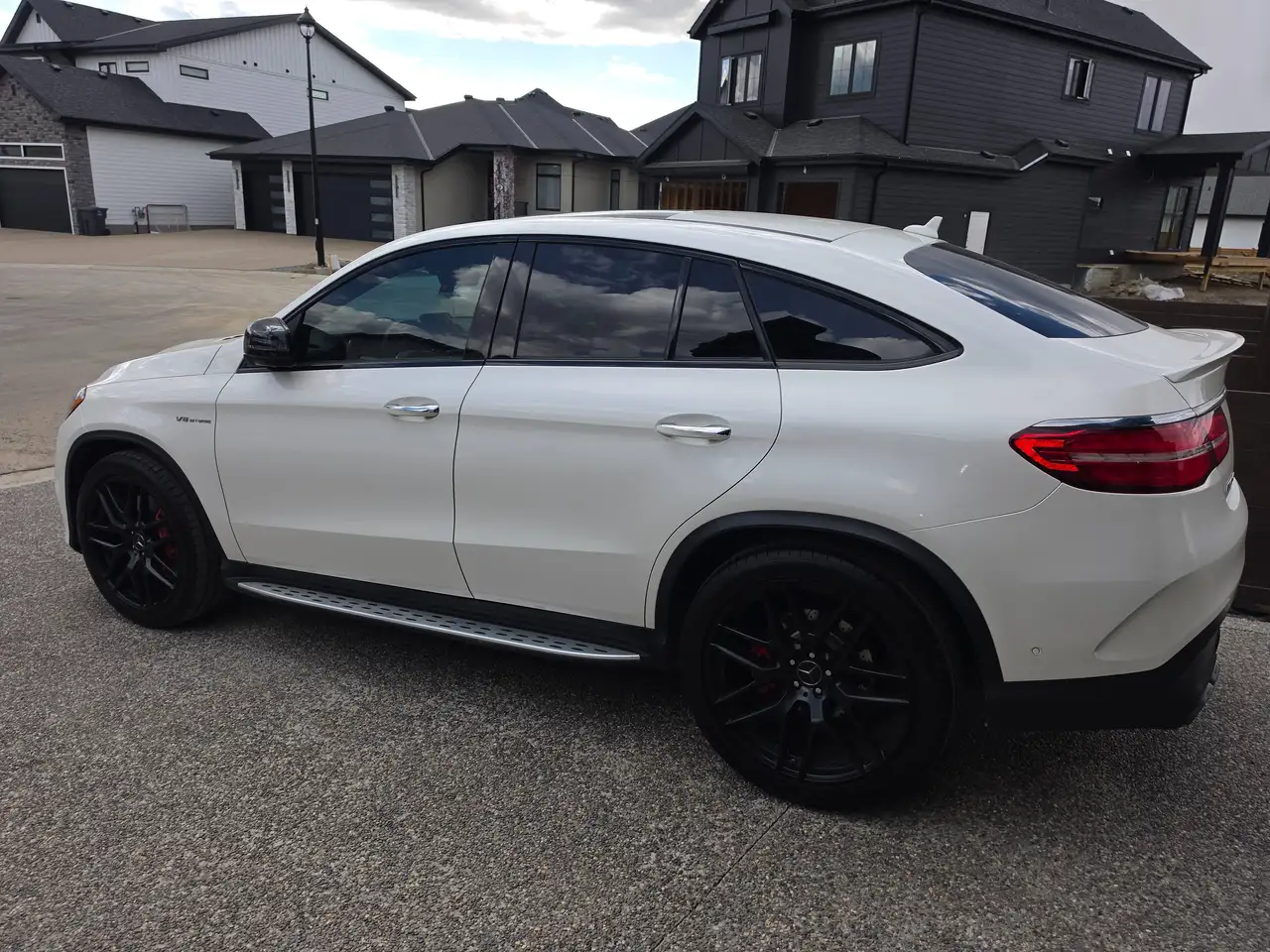 Mercedes-Benz GLE снимка Mercedes-Benz GLE