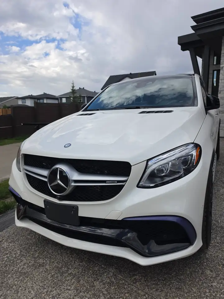 Mercedes-Benz GLE снимка Mercedes-Benz GLE