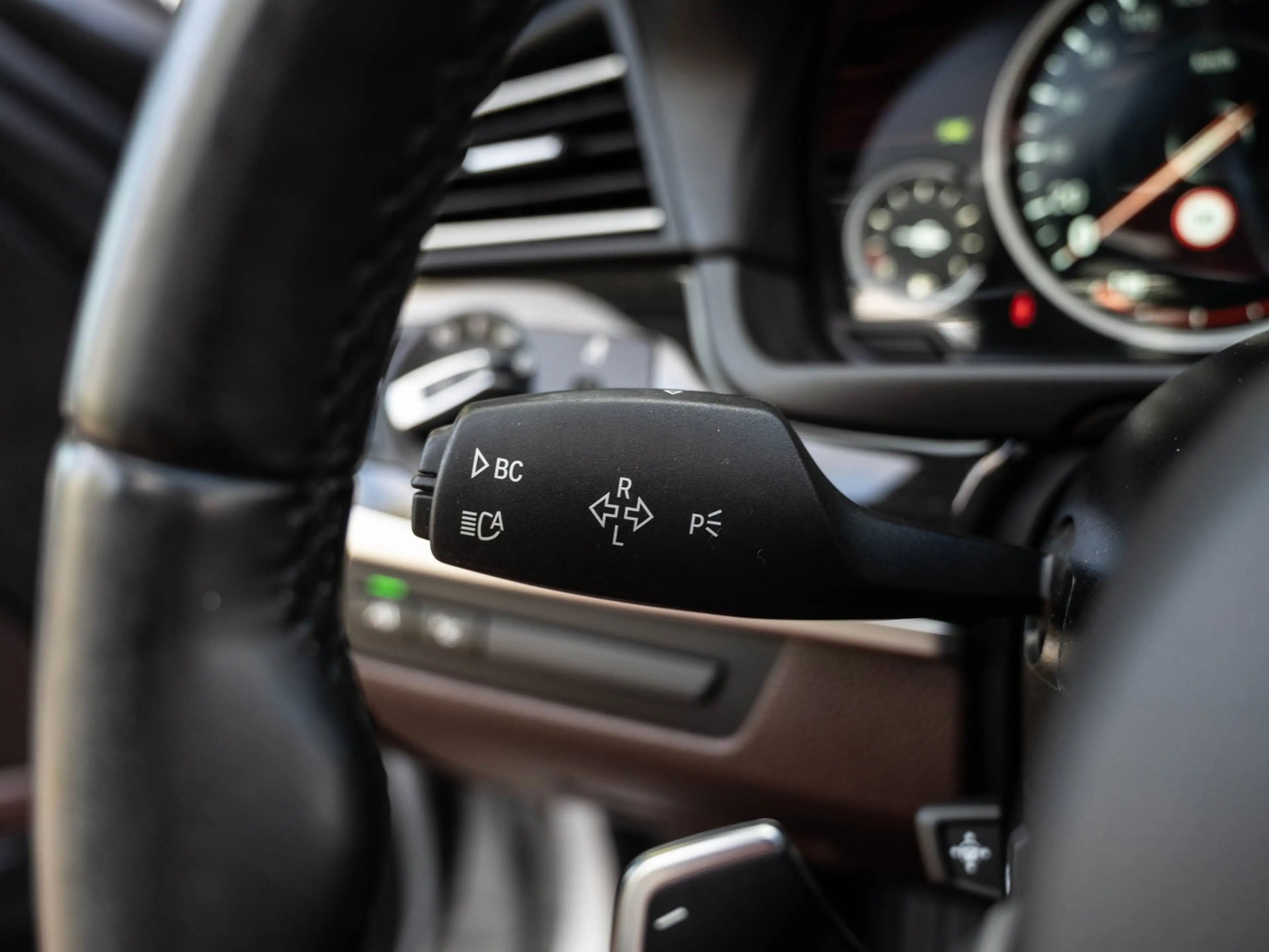 BMW 528 5-serie 528i High Executive H&K/Dak/HuD/Camera — photo 24
