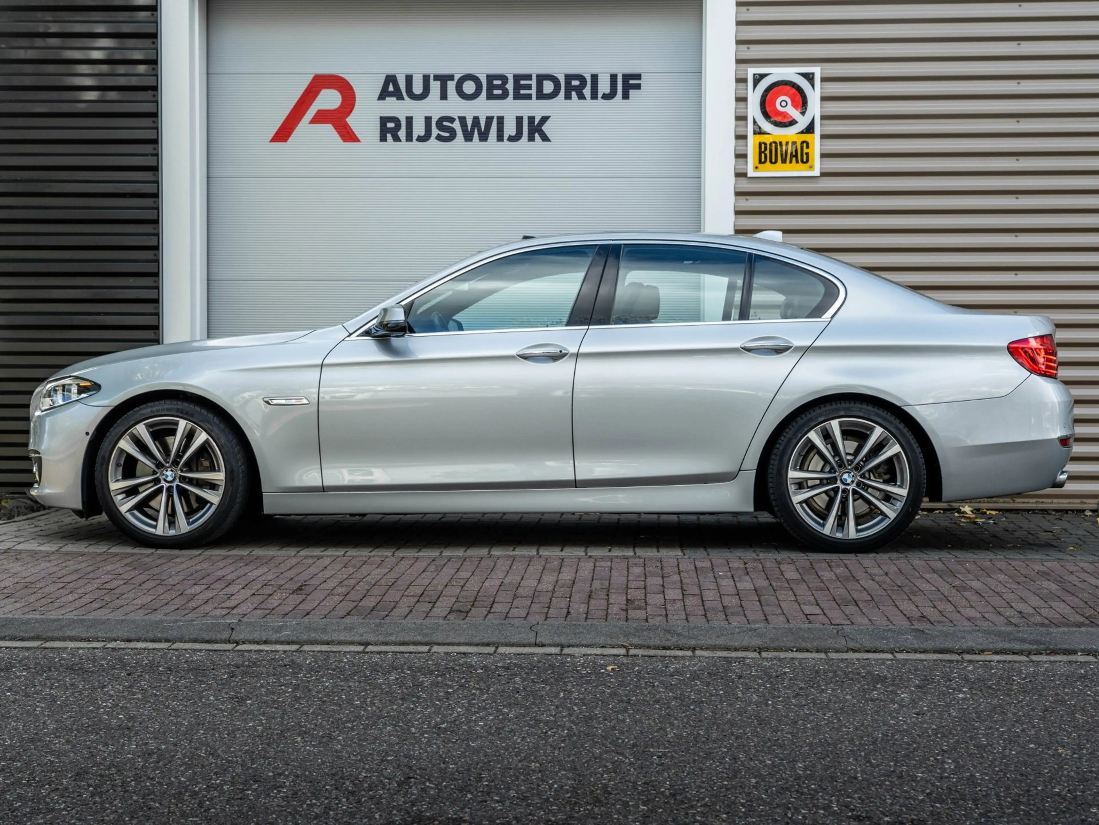 BMW 528 5-serie 528i High Executive H&K/Dak/HuD/Camera — photo 2