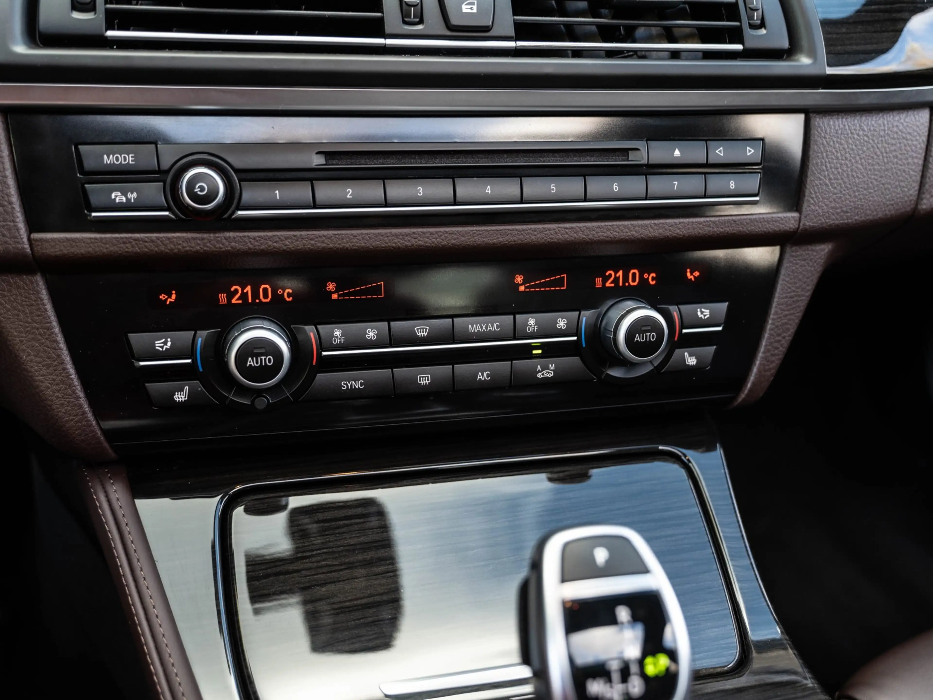 BMW 528 5-serie 528i High Executive H&K/Dak/HuD/Camera — photo 27