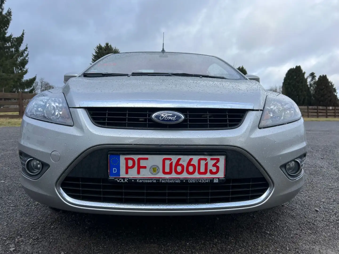 Ford Focus Cabrio 2.0 EINER DER LETZTEN !!! EURO5 Silber - 1