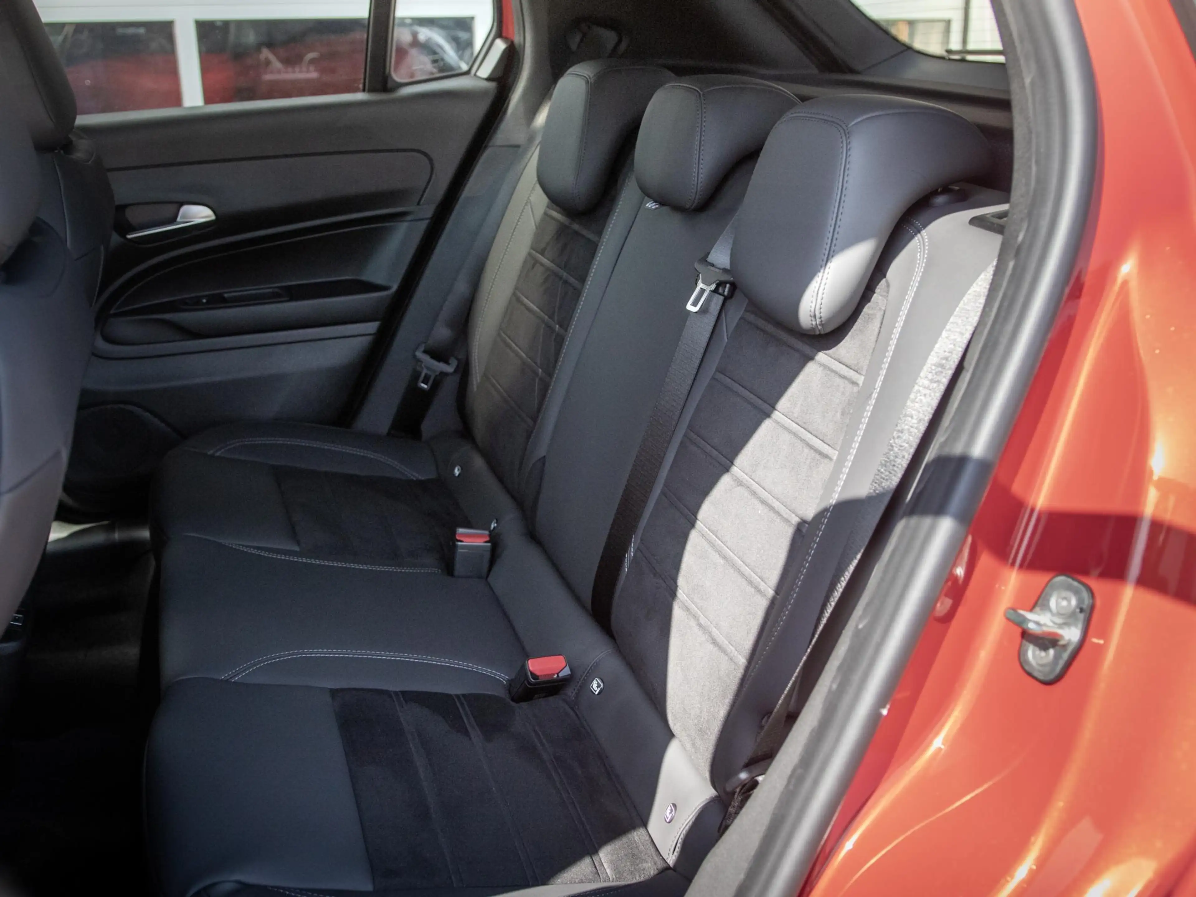 Fiat 600e Sport 54 kWh — photo 14