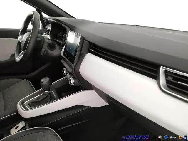 Renault Clio view 14