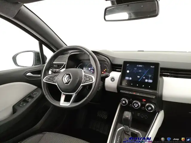 Renault Clio view 9