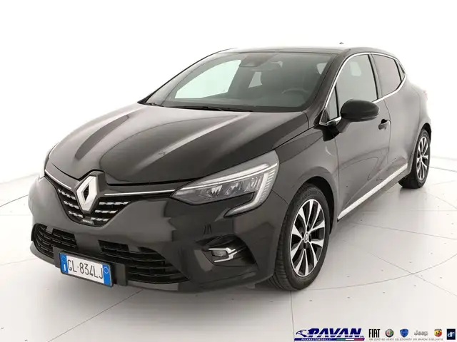 2022 Renault Clio in Black for sale