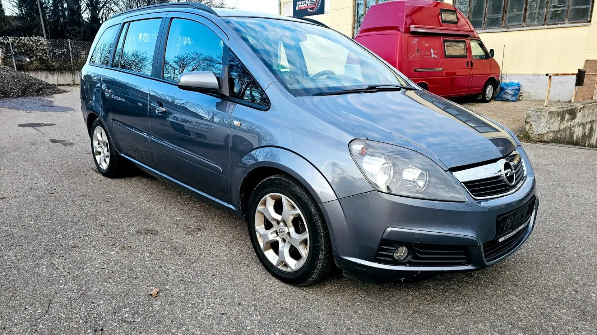 Opel Zafira B Edition Grau - 2