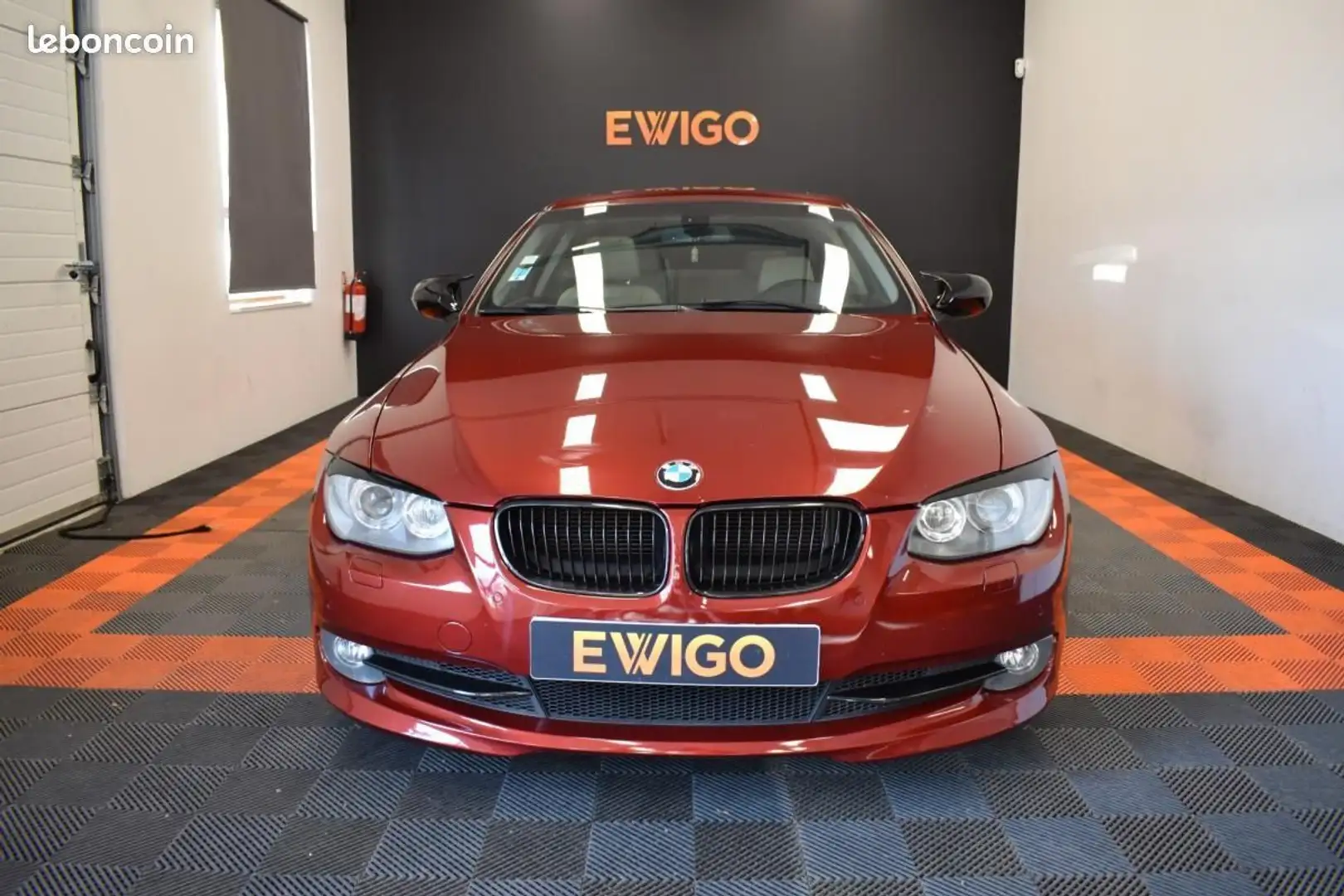 BMW 328 E92 Coupe 328i SUIVI GARANTIE 6 à 12 MOIS Rood - 2