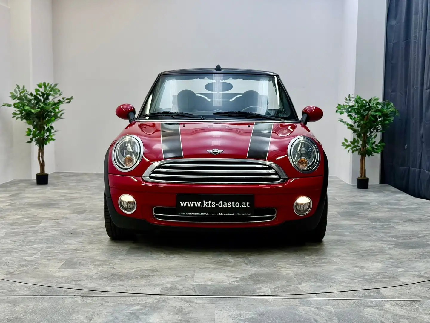 MINI One Cabrio R 57 CABRIO II NEUER §57a II 17" ALU II Rot - 2