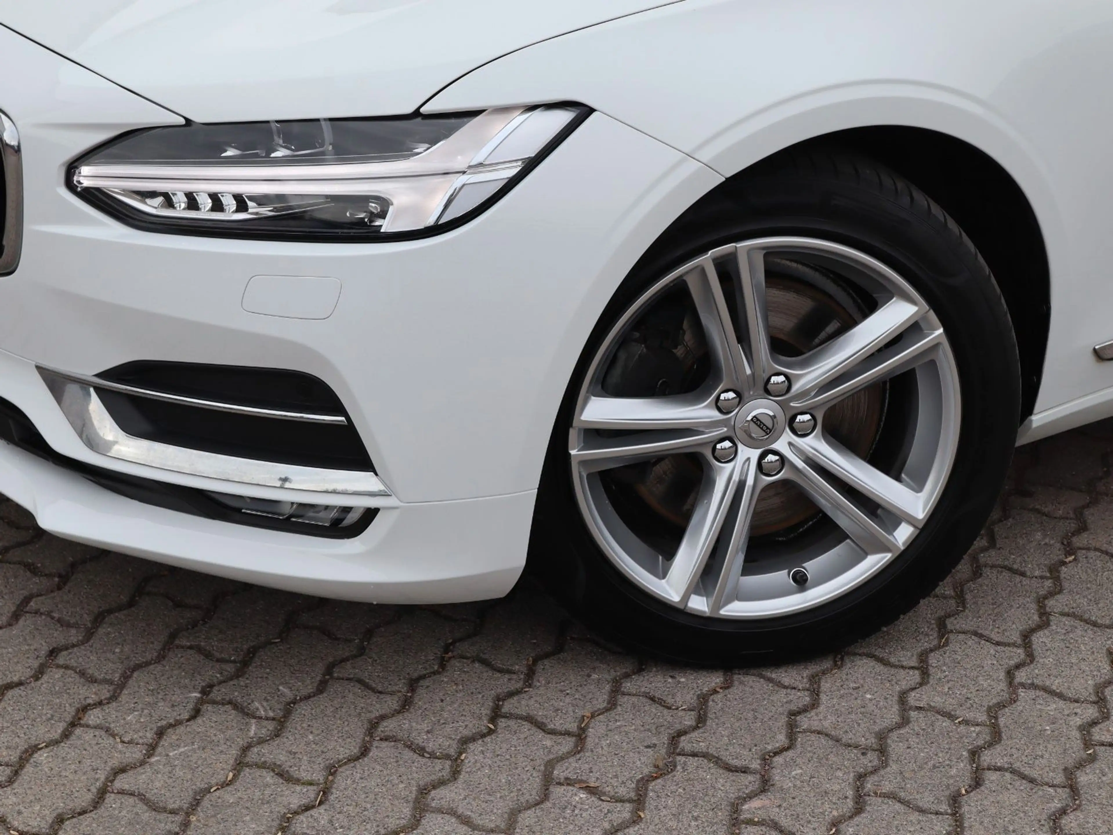 Volvo S90 D5 Inscription AWD LED*StdHzg*Akustik*AHK — photo 11