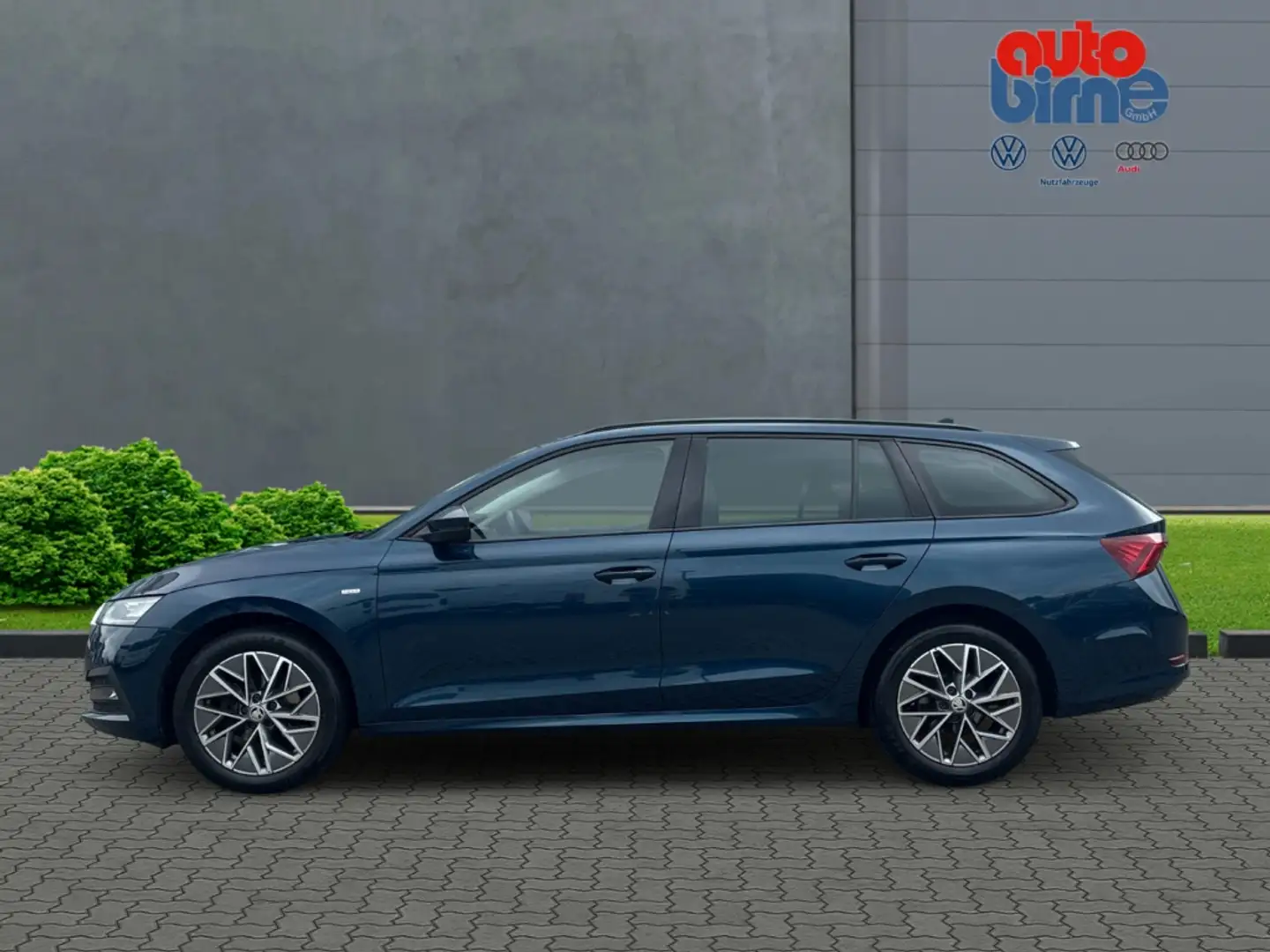 Skoda Octavia Combi 2.0 TDI DPF Tour AHK-klappbar Navi Digitales Blau - 2