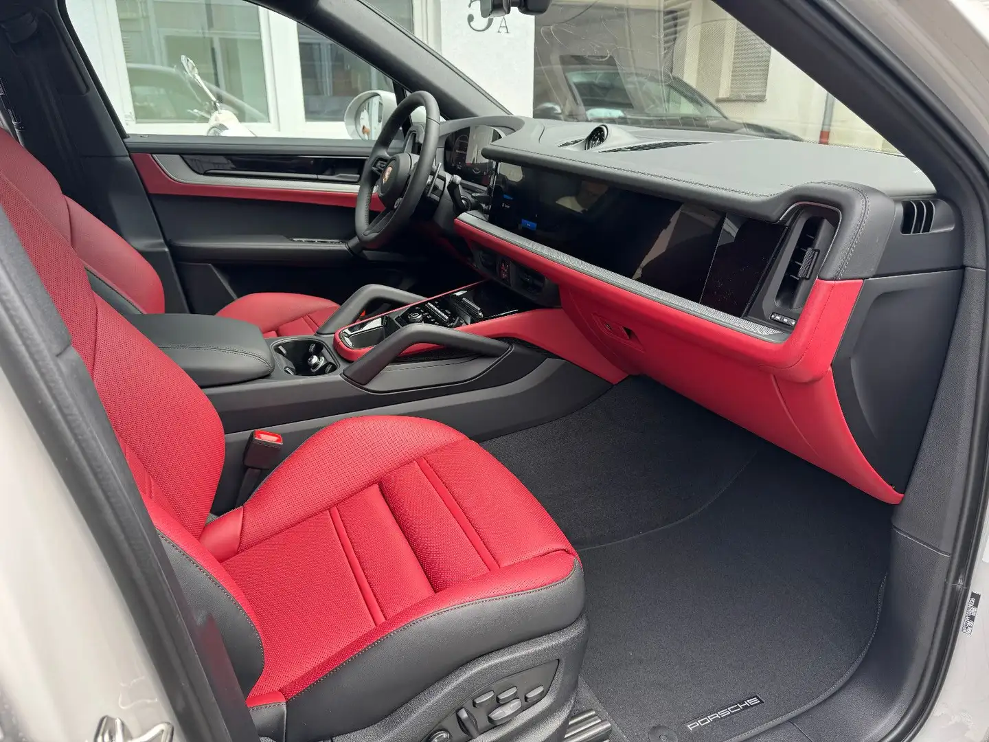 Porsche Cayenne Coupe 3.0 FULL*TV*PASM*BOSE*PANO*2SCREEN Grau - 1