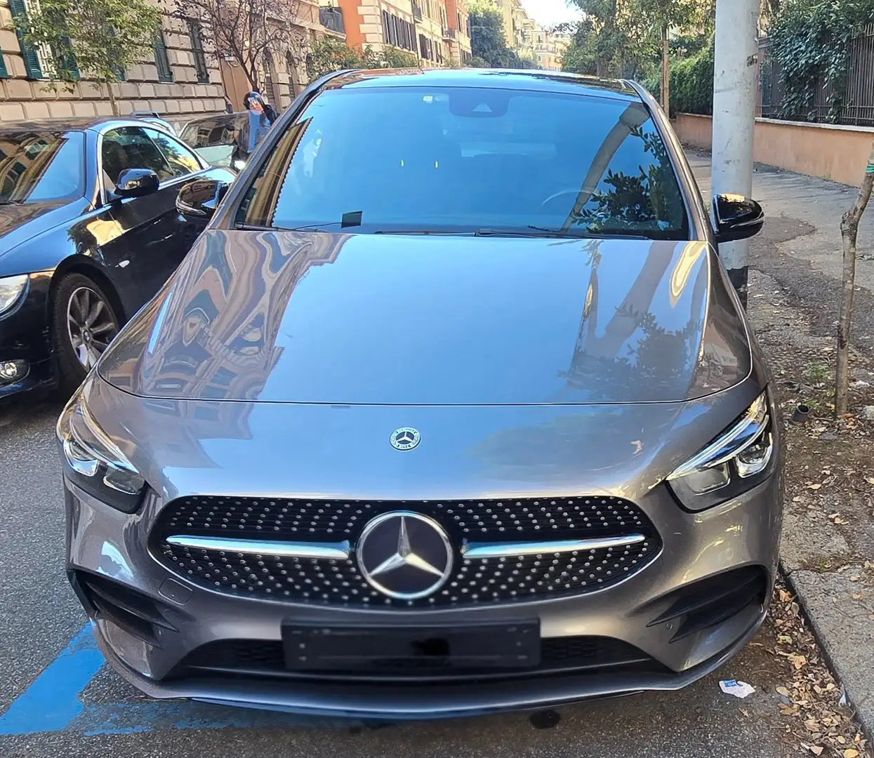 Mercedes-Benz B 250 Plug-in Hybrid Premium AMG Line Grigio - 2