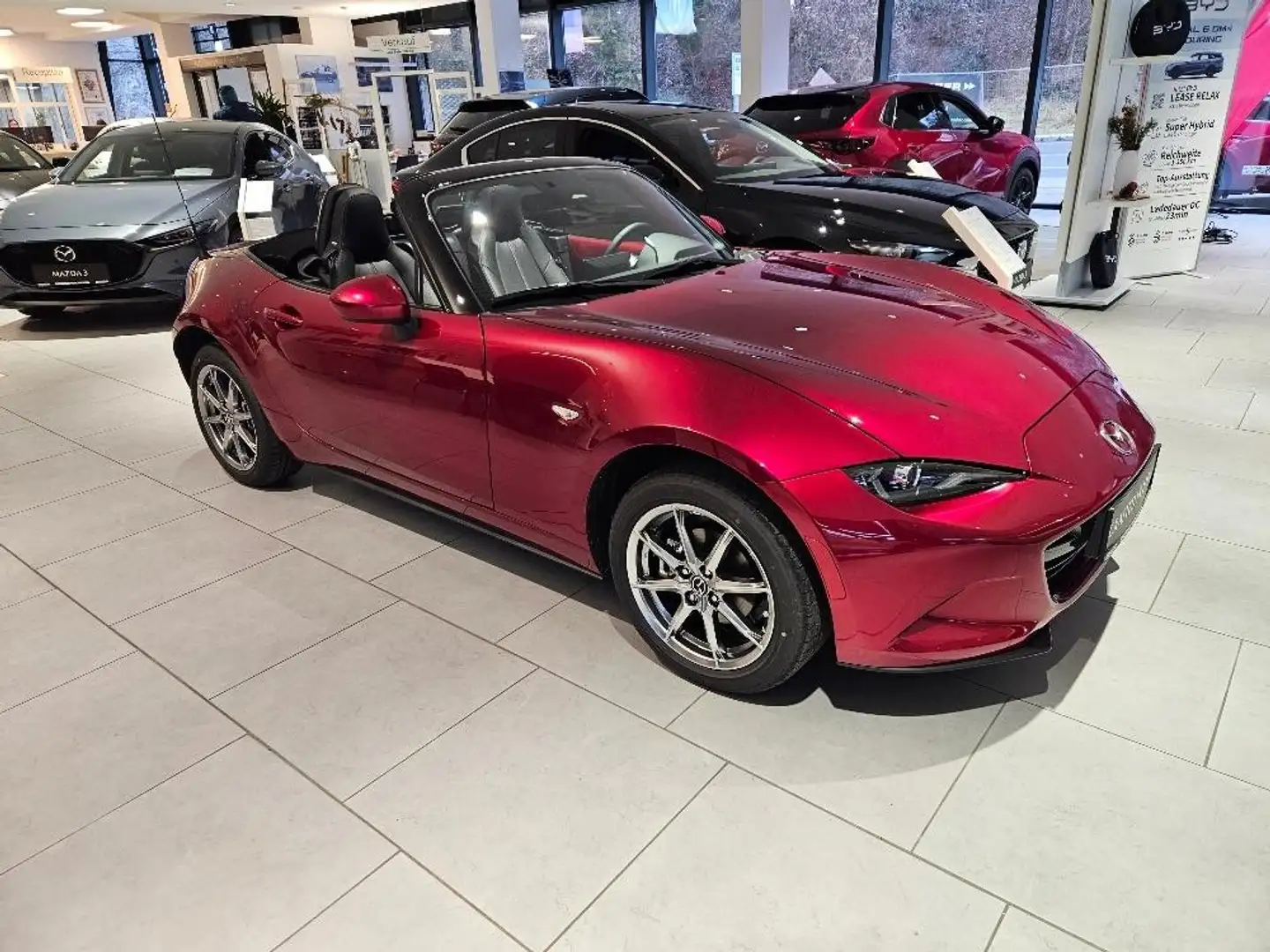 Mazda MX-5 ST G132 Skyactiv Exclusive-Line Rot - 2