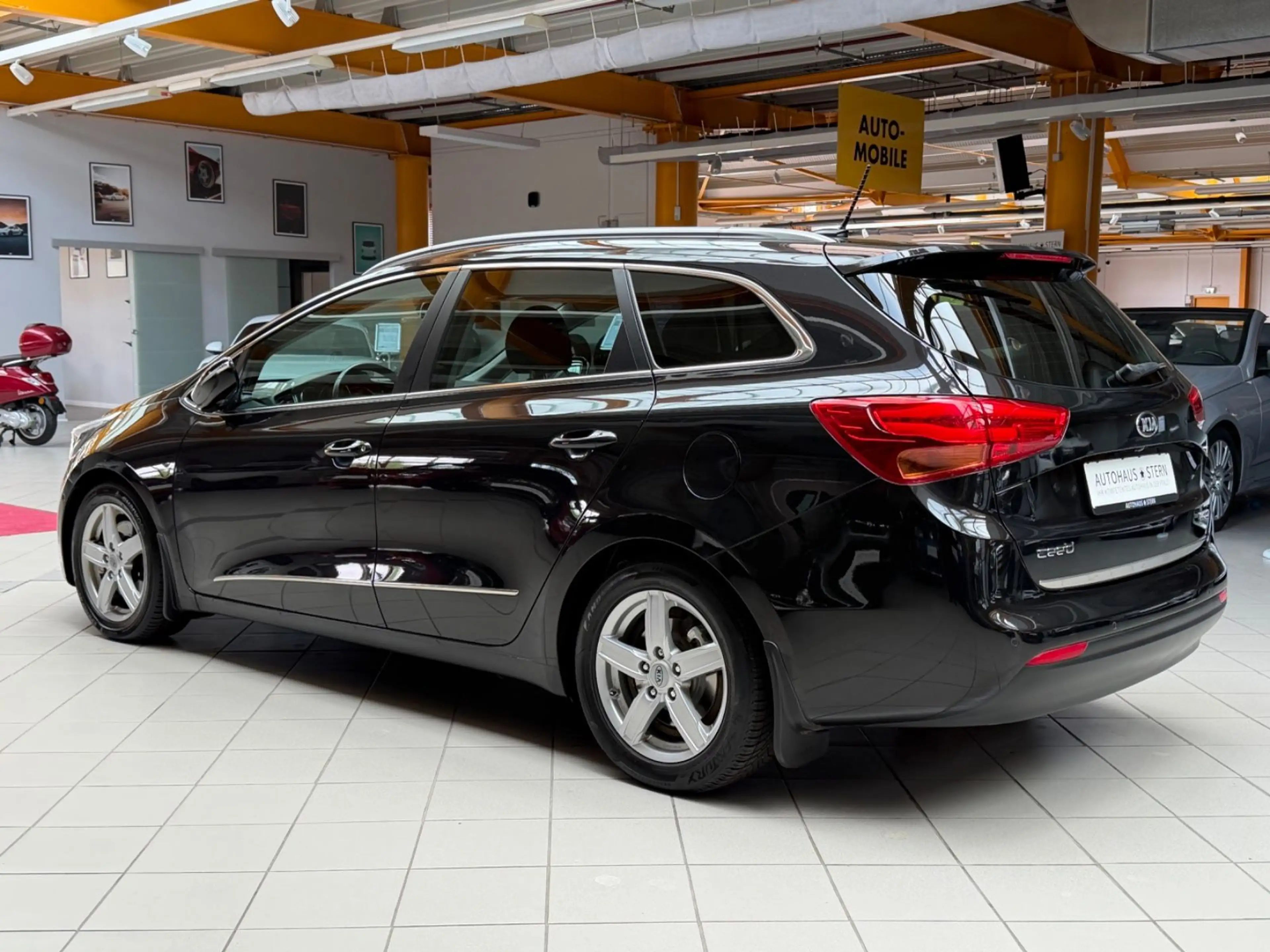 Kia Ceed SW / cee'd SW Ceed Kombi Platinum Edition|Kamera|Xenon|LHZ|AHK — photo 4