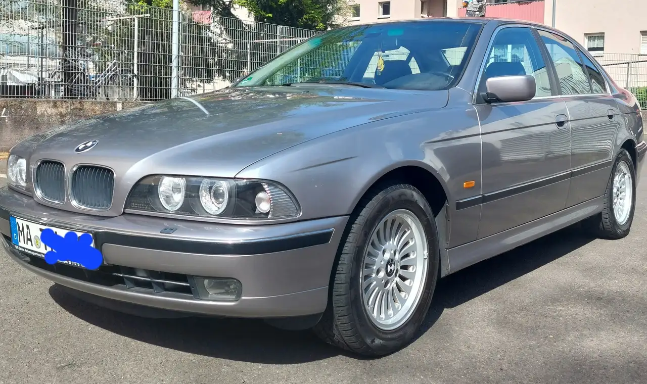 BMW 528i, foto 5