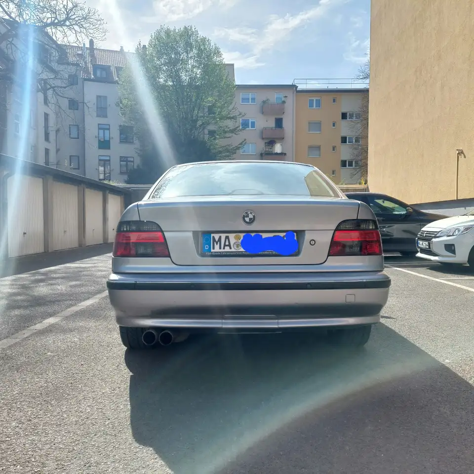 BMW 528i, foto 3