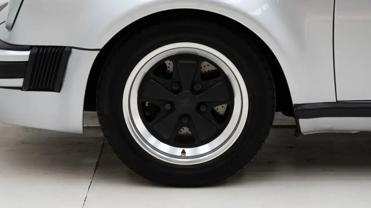 Porsche 911 3.2 Speedster '89 CH73470, foto 12
