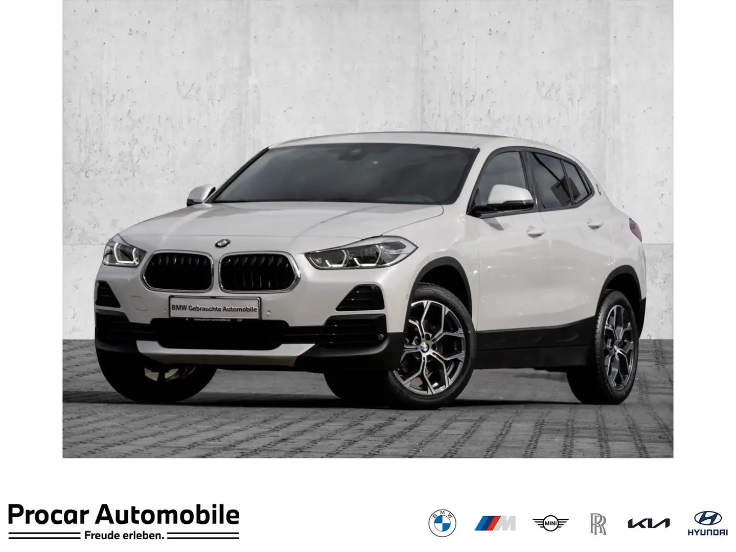 BMW X2 sDrive18d Advantage Plus Navi LED RFK DAB Weiß - 1