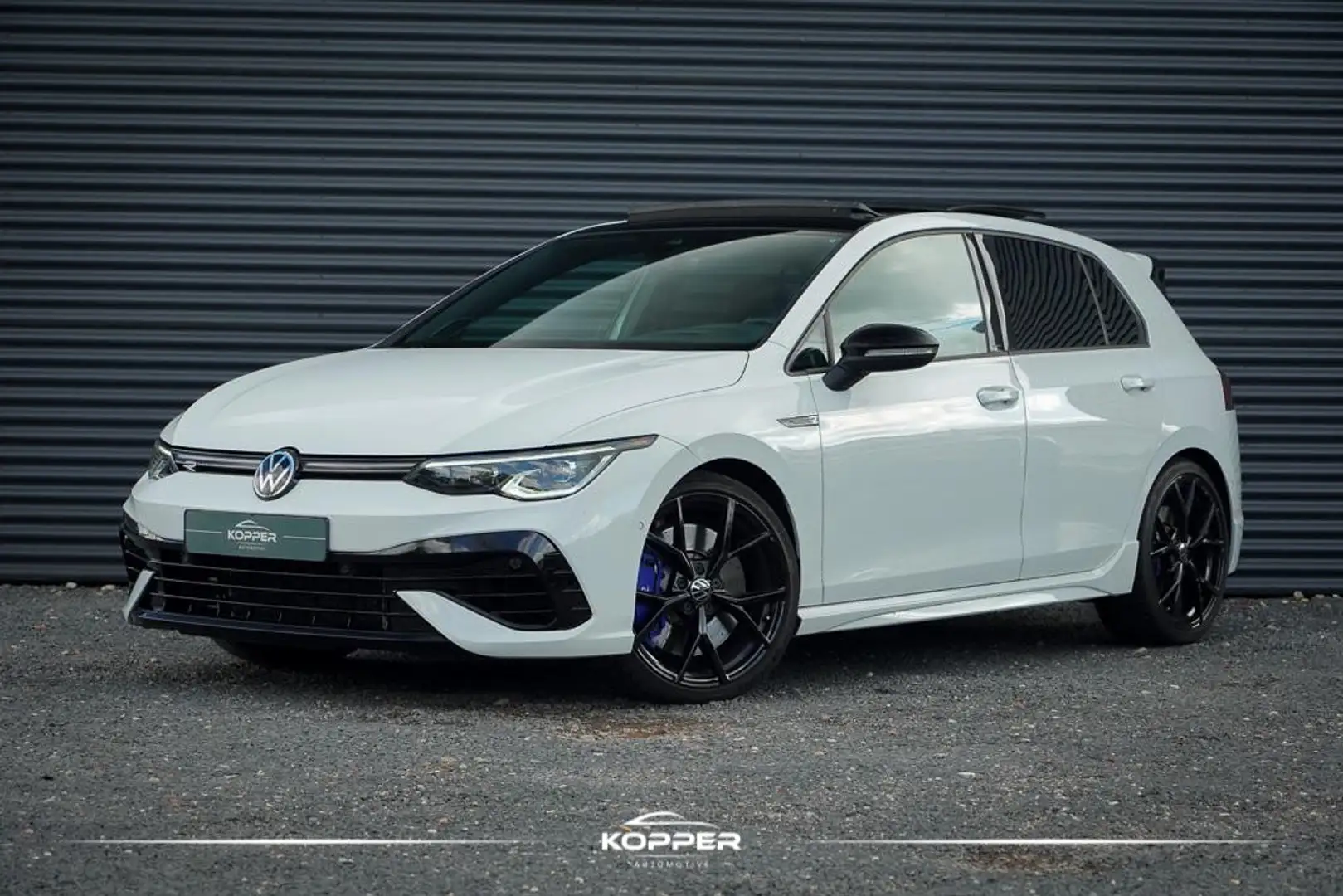 Volkswagen Golf 2.0 TSI R 4Motion / Pano / Akrapovic / DCC / Stoel Weiß - 1
