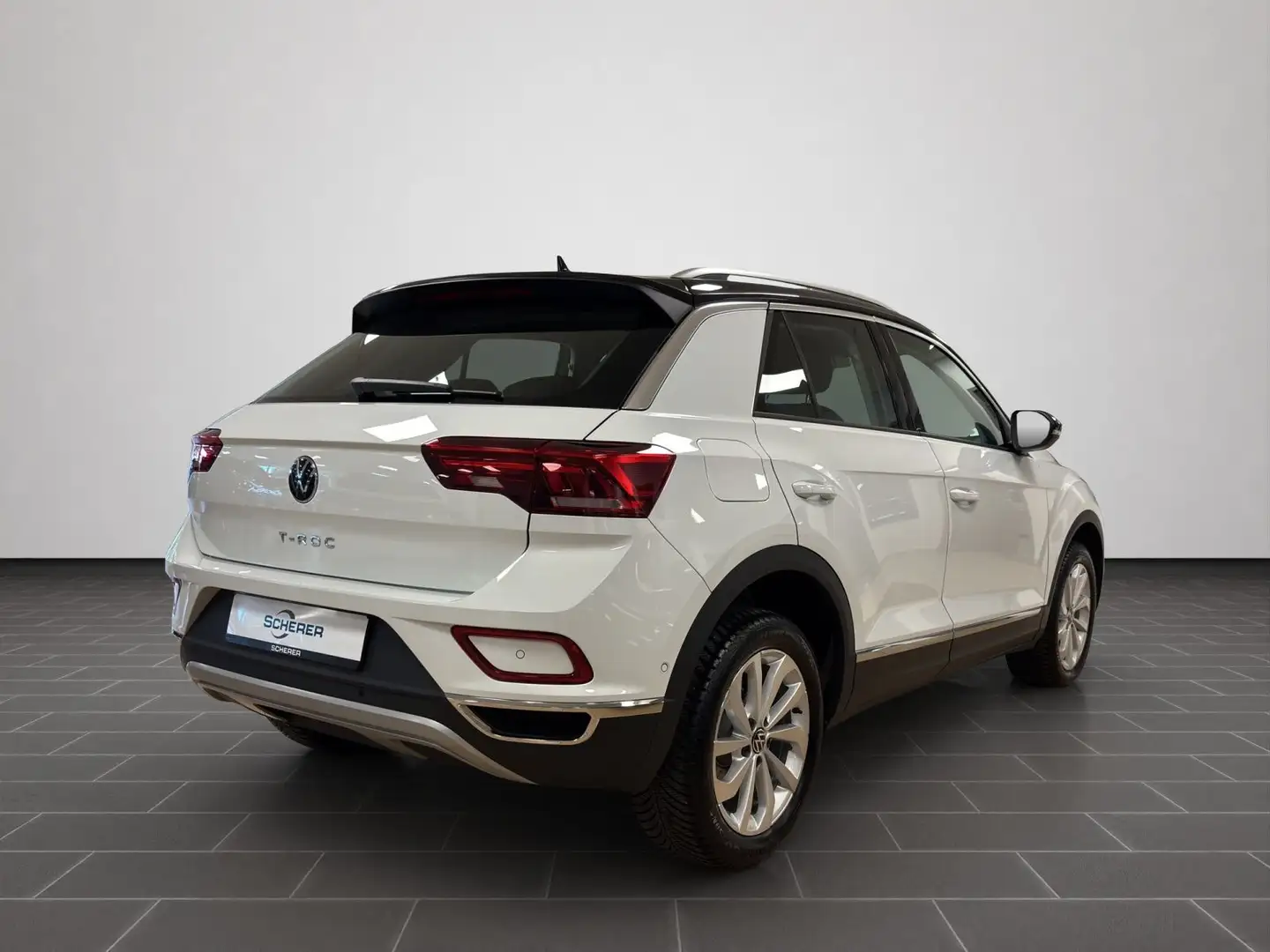 Volkswagen T-Roc 1.5 TSI Style DSG NAVI APP AHK RearView Weiß - 2